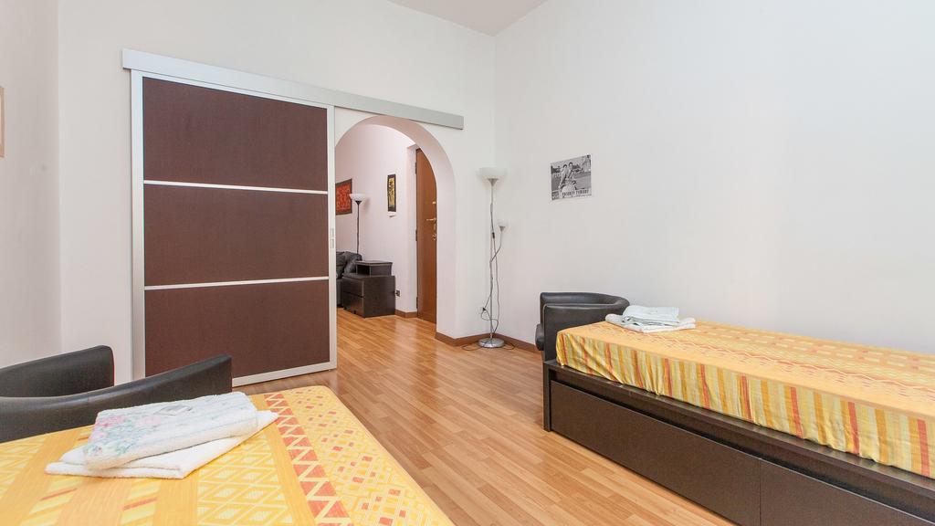 Rental In Rome Santini Apartment Oda fotoğraf